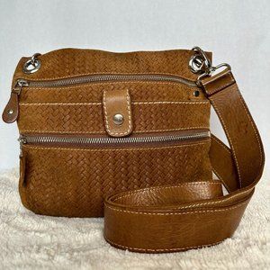 Roots cross body bag